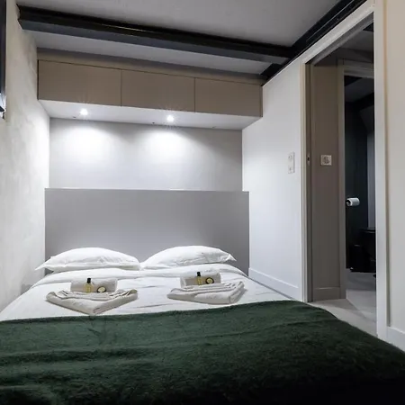 Lavie Maison Ac Palais Royal Souplex Appartamento